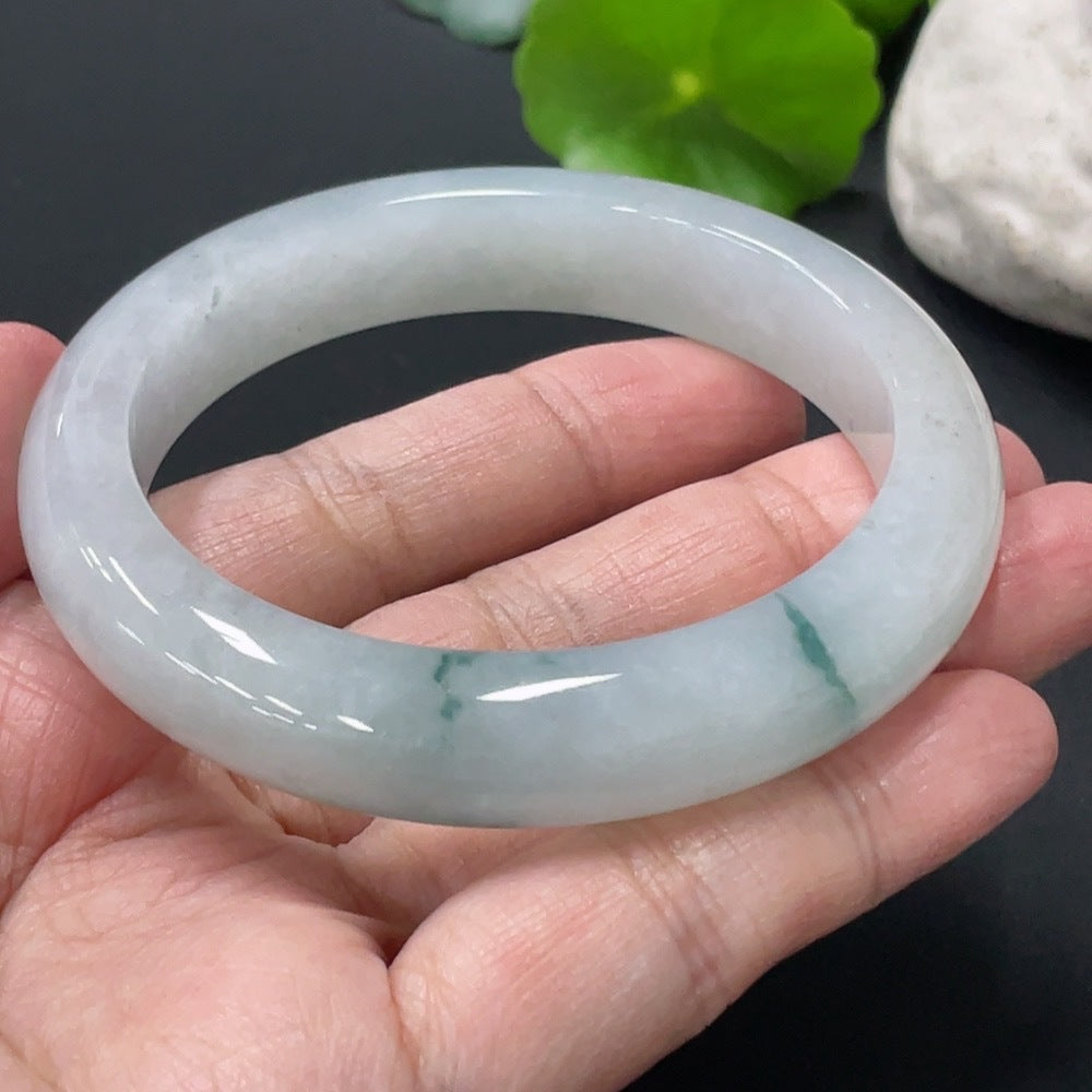 F29330659 Jadeite round bracelet, total weight approximately 59g, 56.2mm circumference