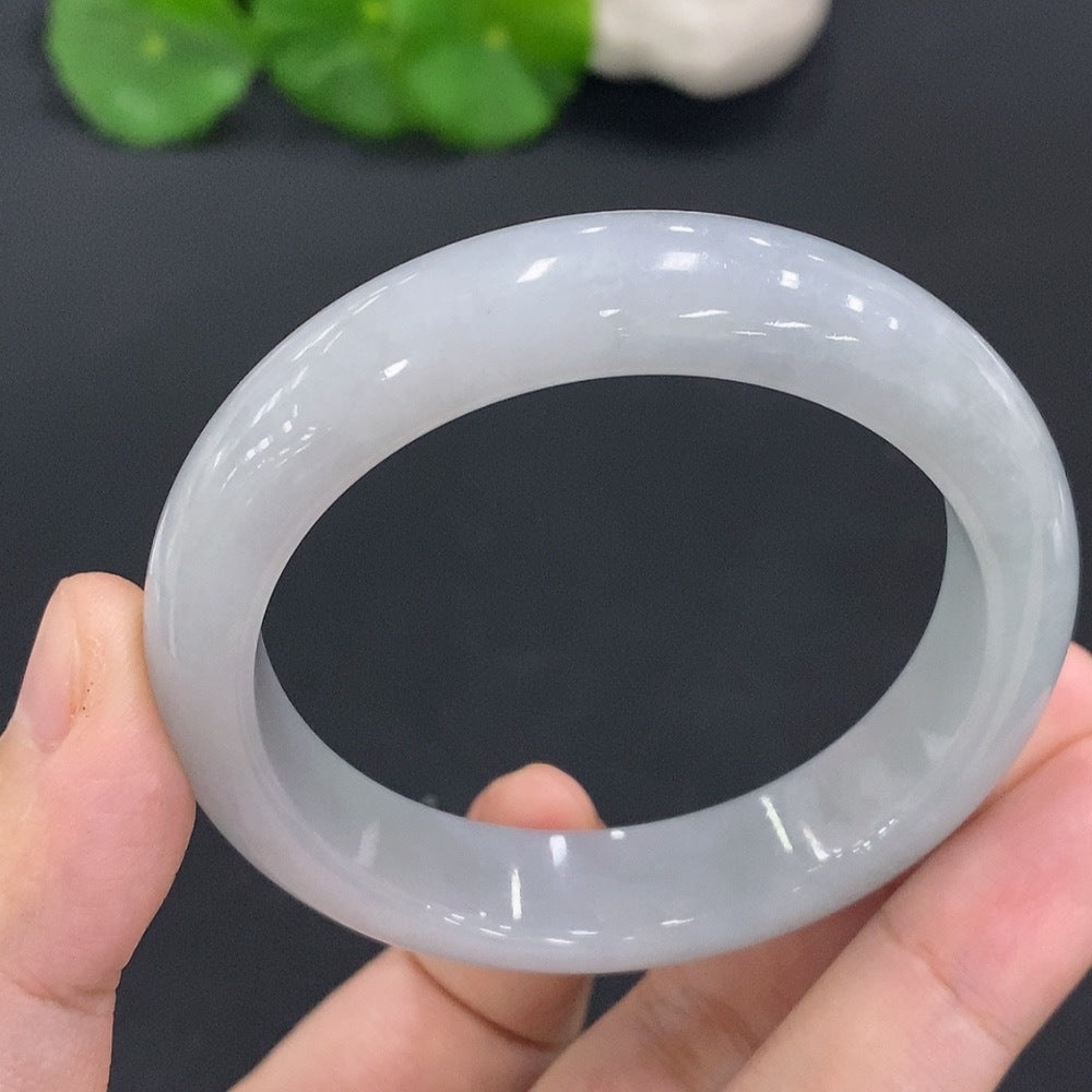 F20297251 Jadeite bracelet, circumference 51cm, total weight 48.724g