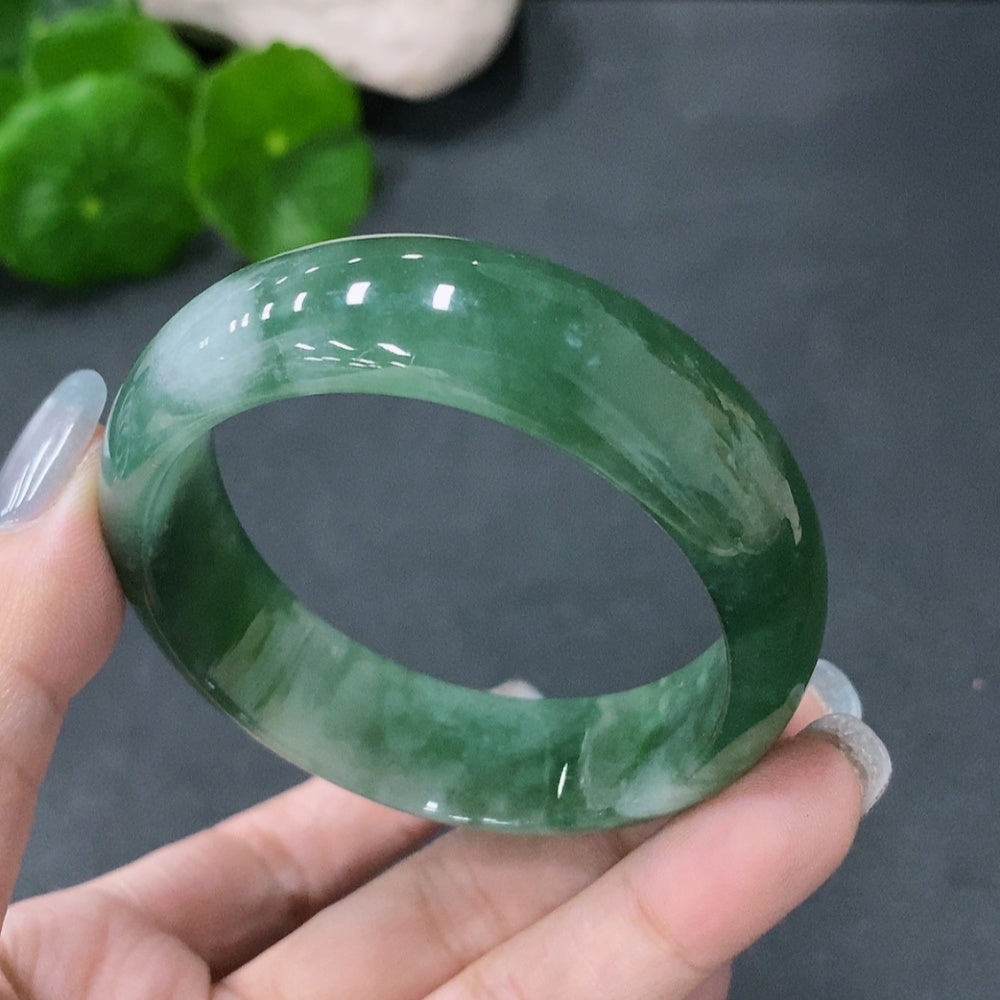 F21356987 Jadeite Imperial Concubine Bracelet 53.9mm circumference, total weight 46.703g