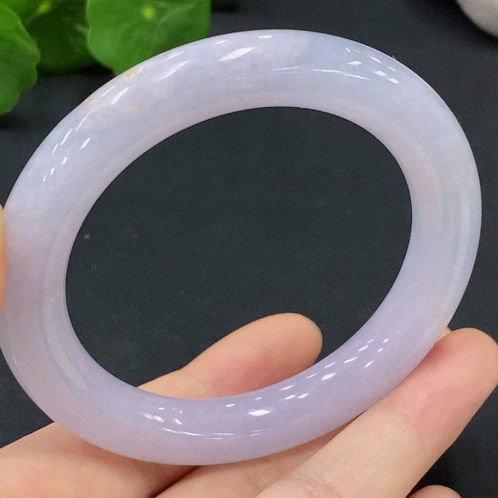 F17837392 Jade Round Bracelet Card 55 Total Weight 61.564g