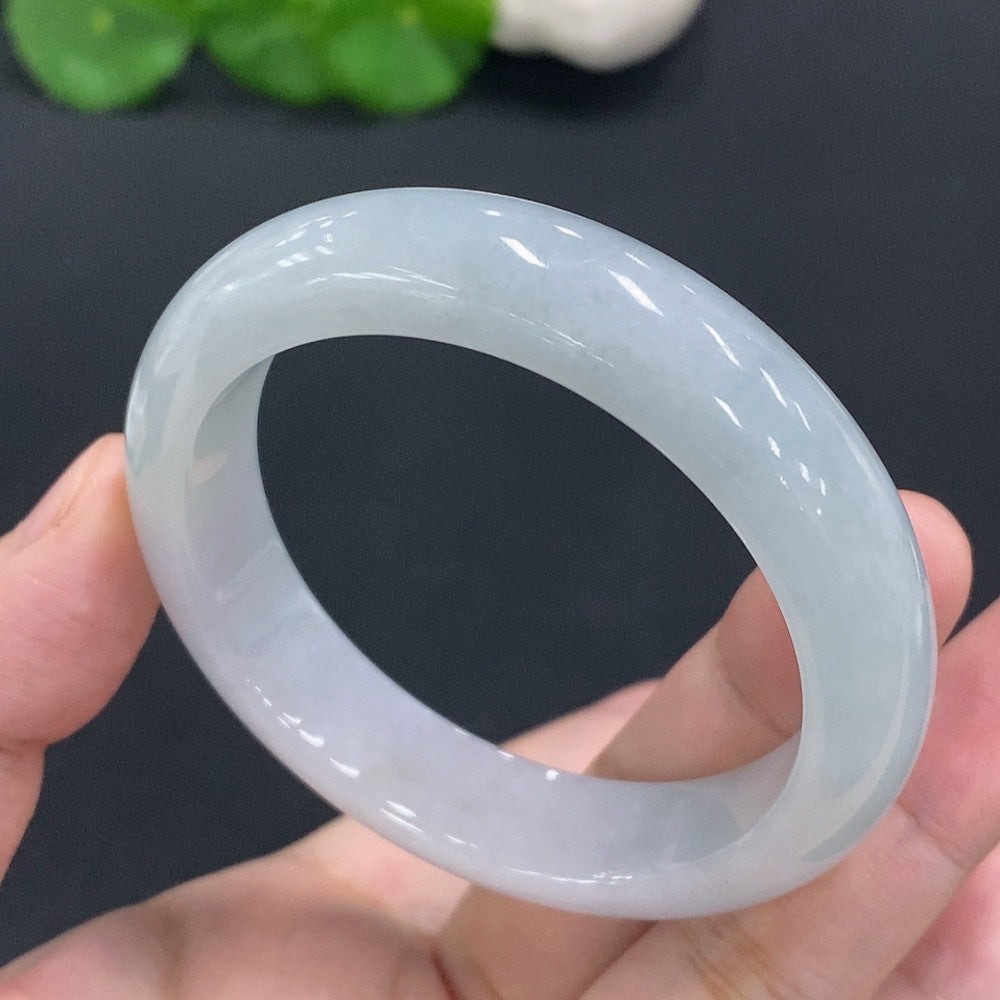 F20297251 Jadeite bracelet, circumference 51cm, total weight 48.724g