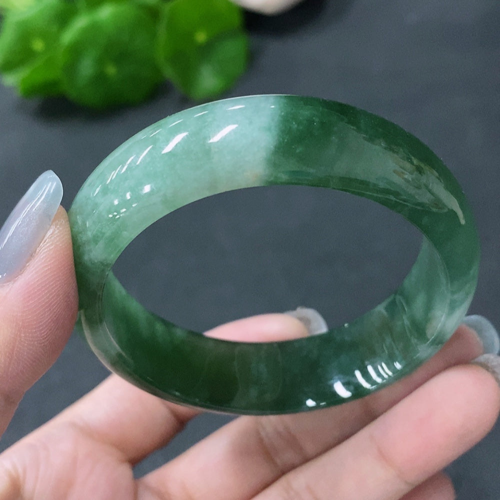 F21356987 Jadeite Imperial Concubine Bracelet 53.9mm circumference, total weight 46.703g