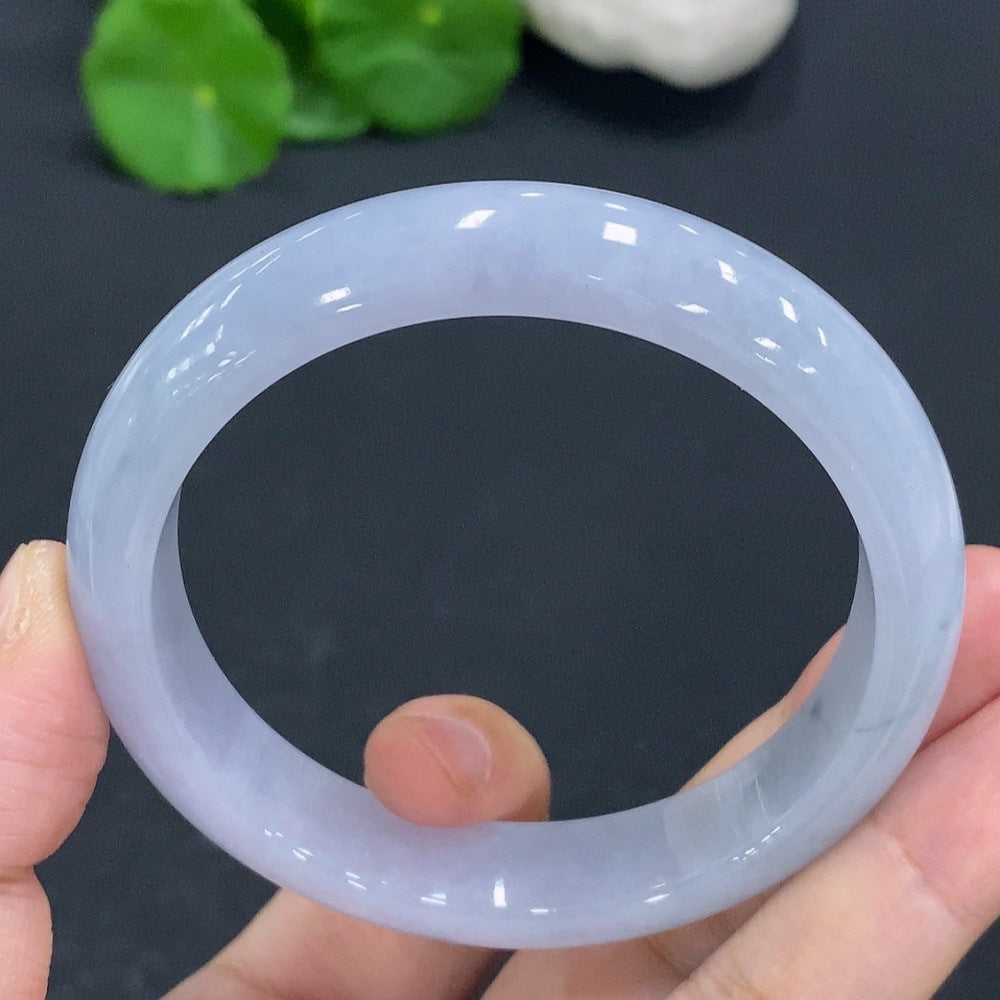 F22534230 Jadeite bracelet, circumference 57mm, total weight 52.365g