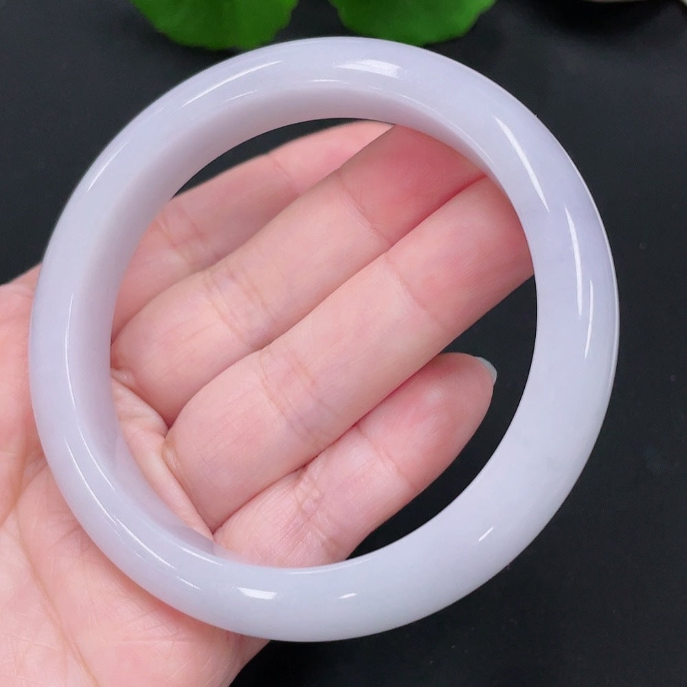 F27151673 Jadeite bracelet, 59cm circumference, total weight approximately 57.7g